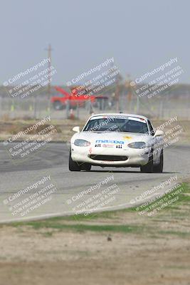 media/Oct-25-2025-CalClub SCCA (Sat) [[34c778dfbe]]/Group 4/Qualifying/